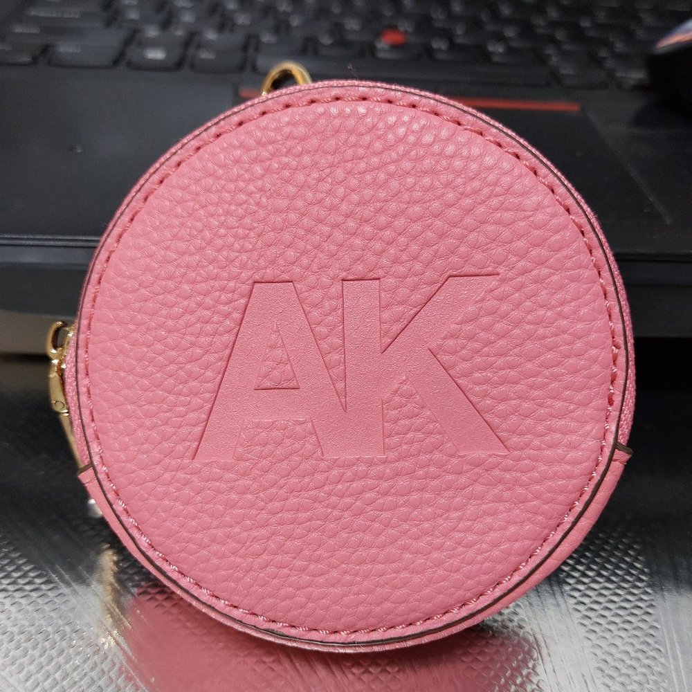 Beautiful Anne Klein Small Clip On Pouch Coin Purse Clip On Handbag Keychain